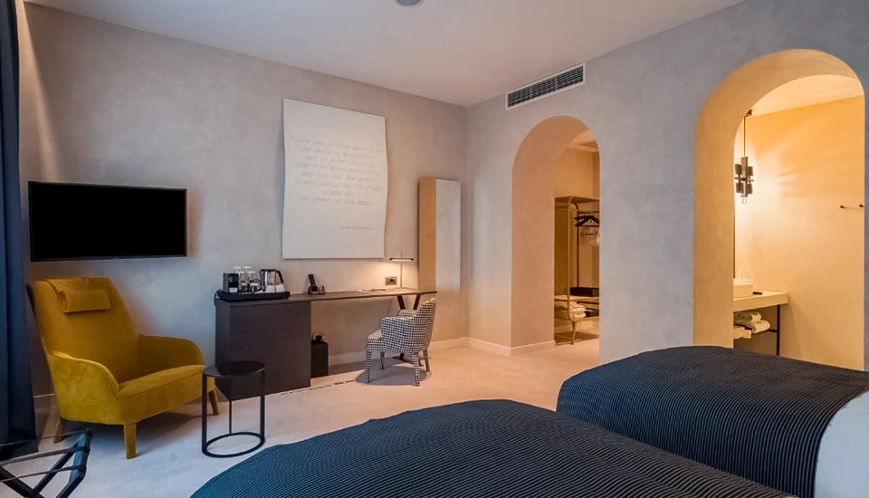 هتل مونوگراف تفلیس